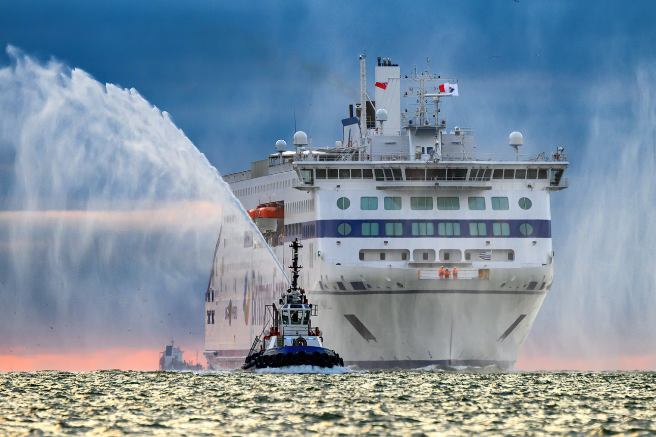 Saint-Malo maiden UK call at Portsmouth